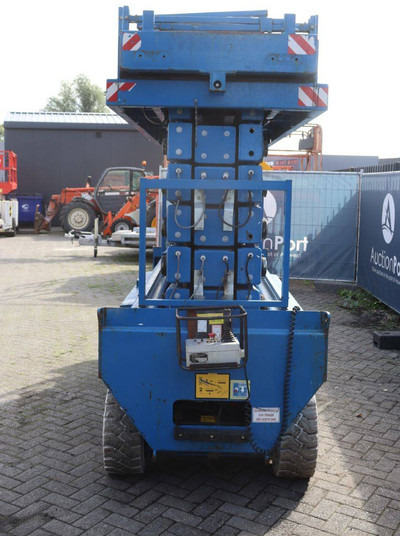 Holland lift COMBISTAR N-165EL12 - Scissor lift: picture 5 Holland lift COMBISTAR N-165EL12 - Scissor lift: picture 5