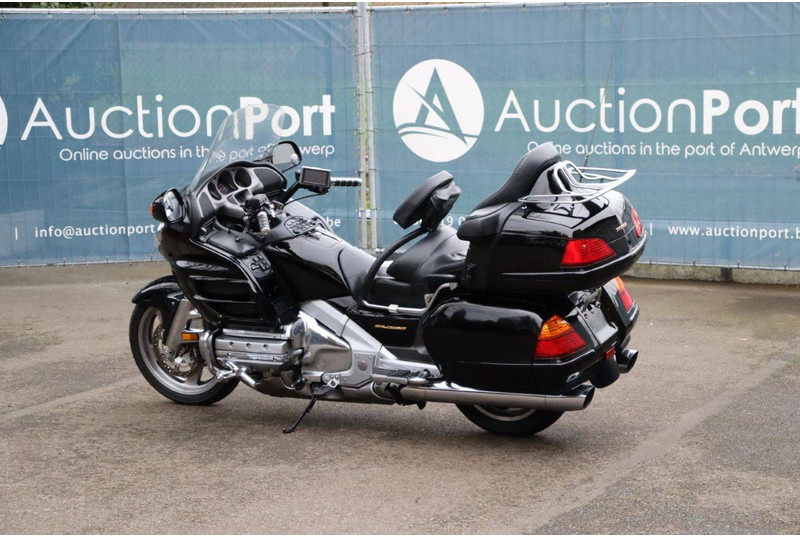 Honda GL1800 - Motorcycle: picture 3 Honda GL1800 - Motorcycle: picture 3