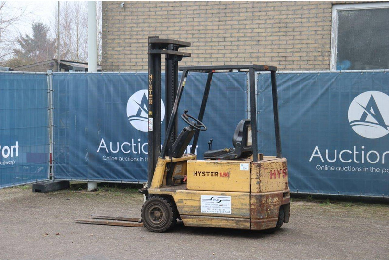 Hyster A150XL - Electric forklift: picture 3 Hyster A150XL - Electric forklift: picture 3