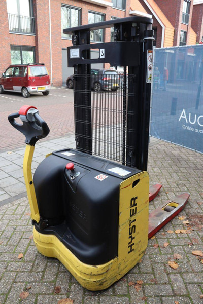 Hyster S1.0 AC - Stacker: picture 5 Hyster S1.0 AC - Stacker: picture 5