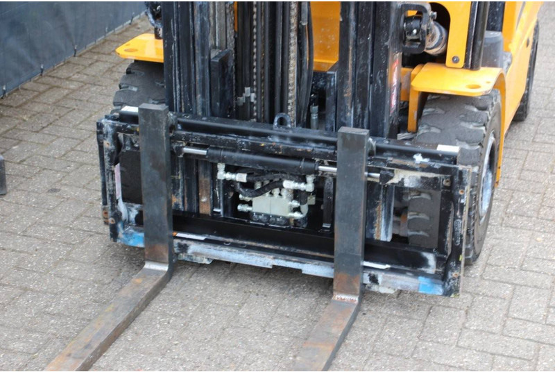 Electric forklift Hyundai 25B-9: picture 10