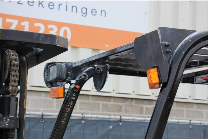 Electric forklift Hyundai 25B-9: picture 12