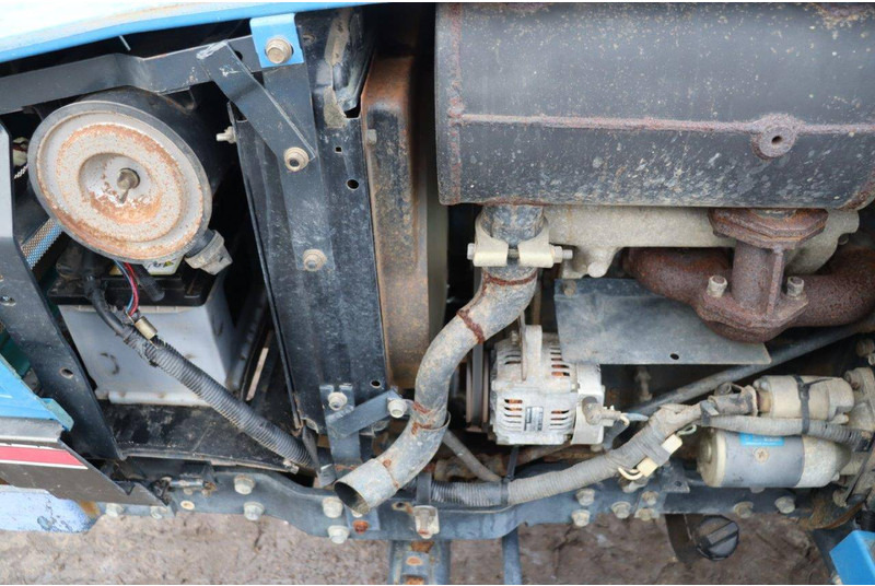 Farm tractor Iseki Landhope TA 247: picture 19