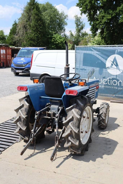 Iseki TU1700 - Farm tractor: picture 5 Iseki TU1700 - Farm tractor: picture 5