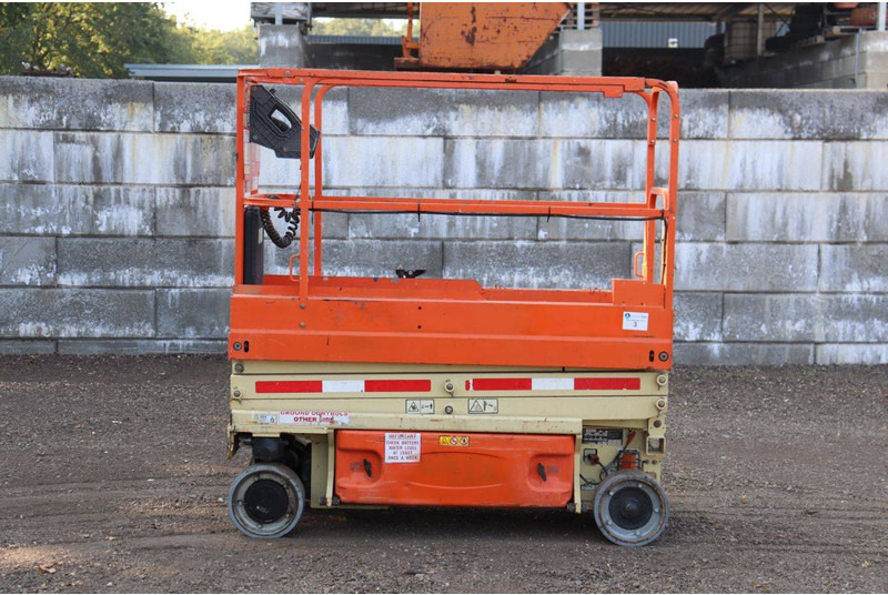 JLG 1930 ES - Scissor lift: picture 2 JLG 1930 ES - Scissor lift: picture 2