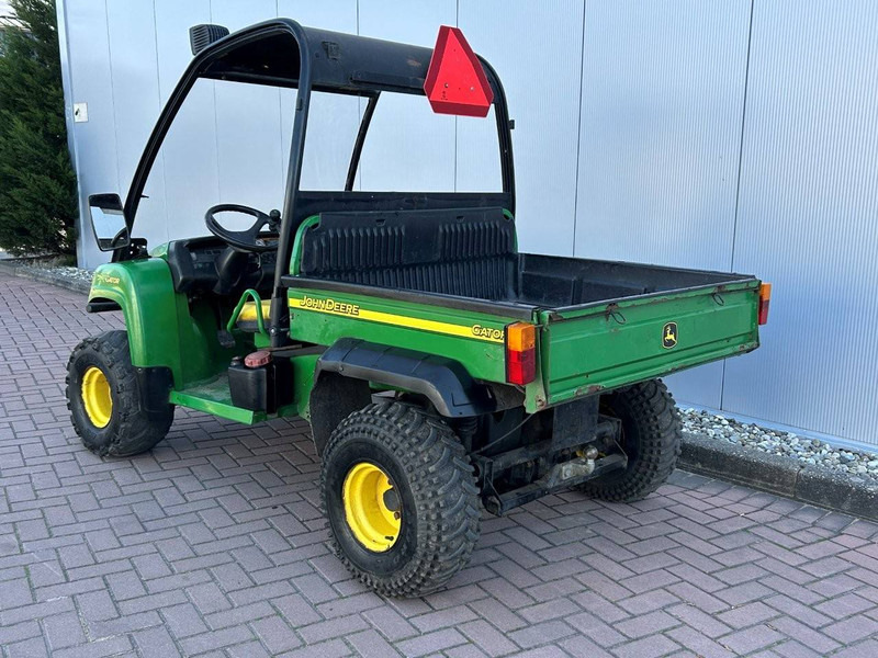 John Deere - Golf cart: picture 3 John Deere - Golf cart: picture 3