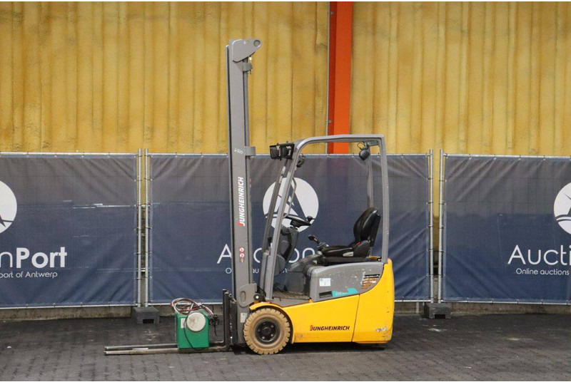 Jungheinrich EFG 110 - Electric forklift: picture 1 Jungheinrich EFG 110 - Electric forklift: picture 1