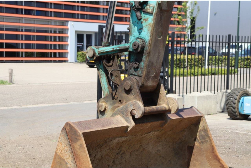 Crawler excavator Kobelco SK235SR: picture 14