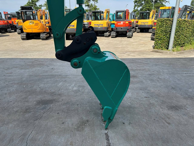 Crawler excavator Kobelco SK55SRX-6: picture 11