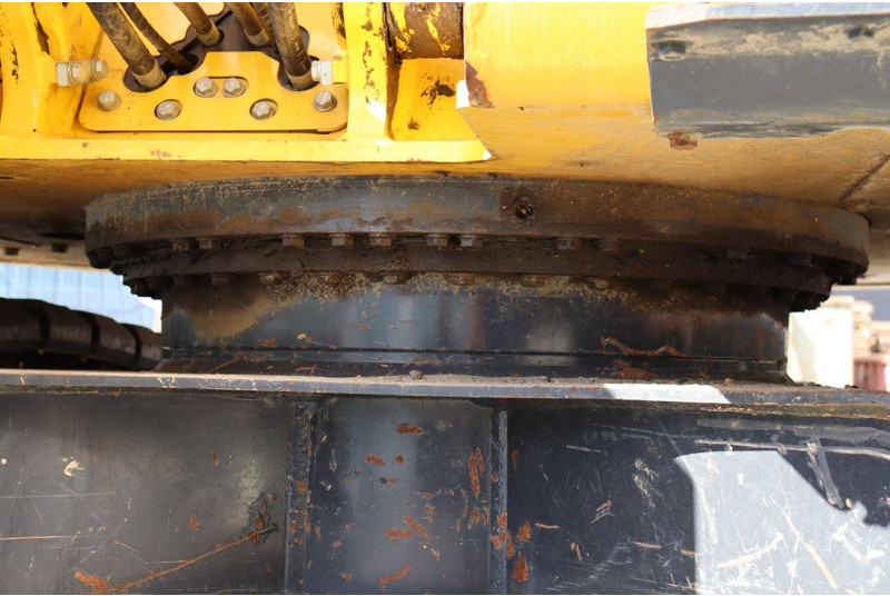 Crawler excavator Komatsu PC138US-11: picture 19