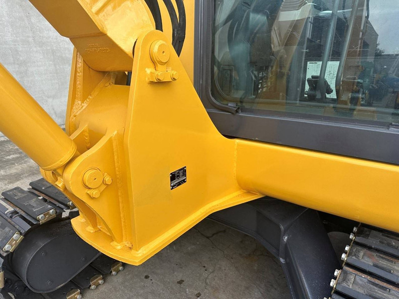 Crawler excavator Komatsu PC56-7: picture 14