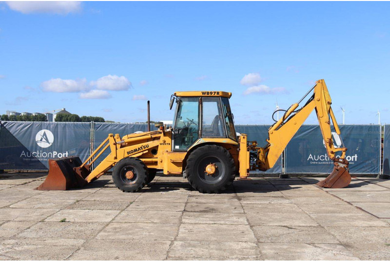 Komatsu WB97R - Backhoe loader: picture 2 Komatsu WB97R - Backhoe loader: picture 2