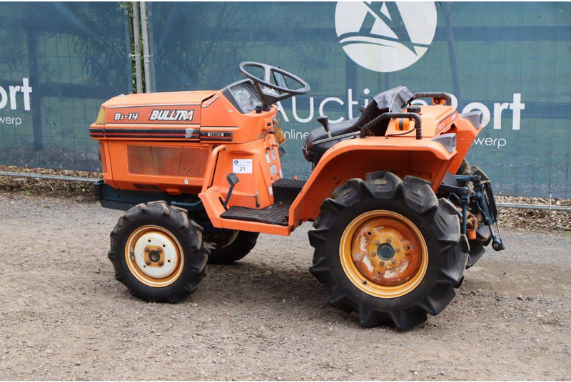 Kubota B1-14 Bulltra - Farm tractor: picture 3 Kubota B1-14 Bulltra - Farm tractor: picture 3