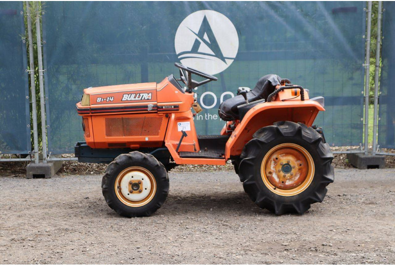 Kubota B1-14 Bulltra - Farm tractor: picture 2 Kubota B1-14 Bulltra - Farm tractor: picture 2