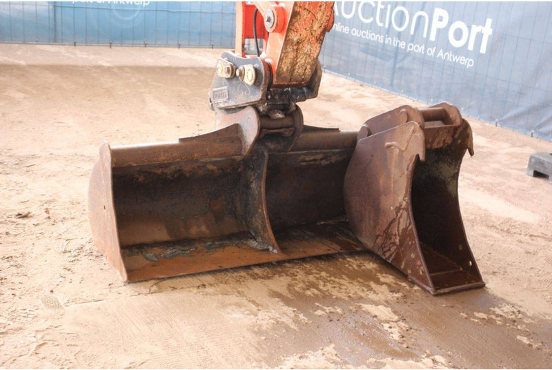 Crawler excavator Kubota KX080-4: picture 13