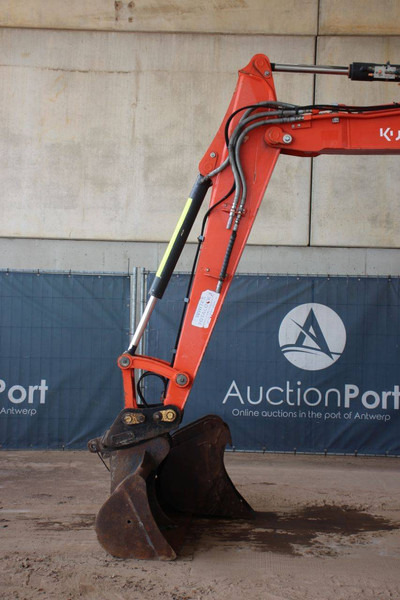 Crawler excavator Kubota KX080-4: picture 10