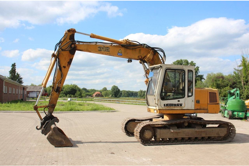 Liebherr R 312 - Crawler excavator: picture 1 Liebherr R 312 - Crawler excavator: picture 1