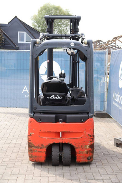 Linde E15-02 - Electric forklift: picture 5 Linde E15-02 - Electric forklift: picture 5