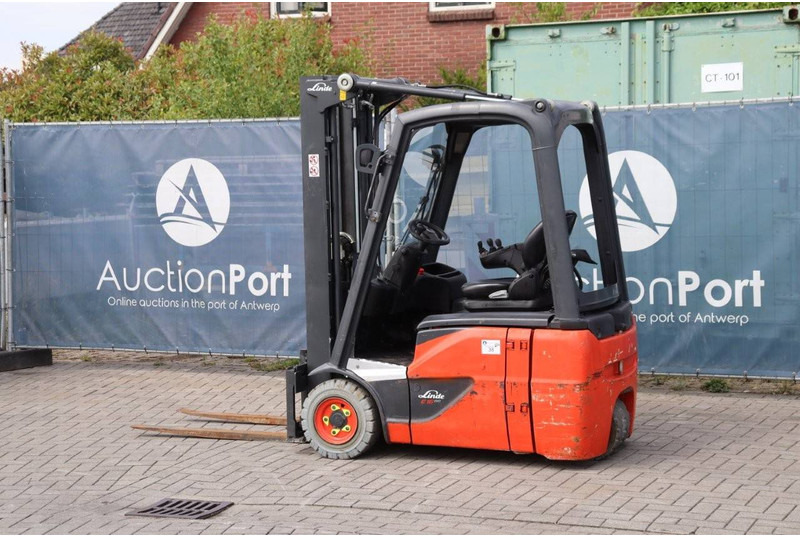 Linde E16C-02 - Electric forklift: picture 3 Linde E16C-02 - Electric forklift: picture 3