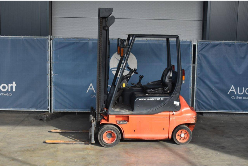 Linde E20P - Electric forklift: picture 2 Linde E20P - Electric forklift: picture 2