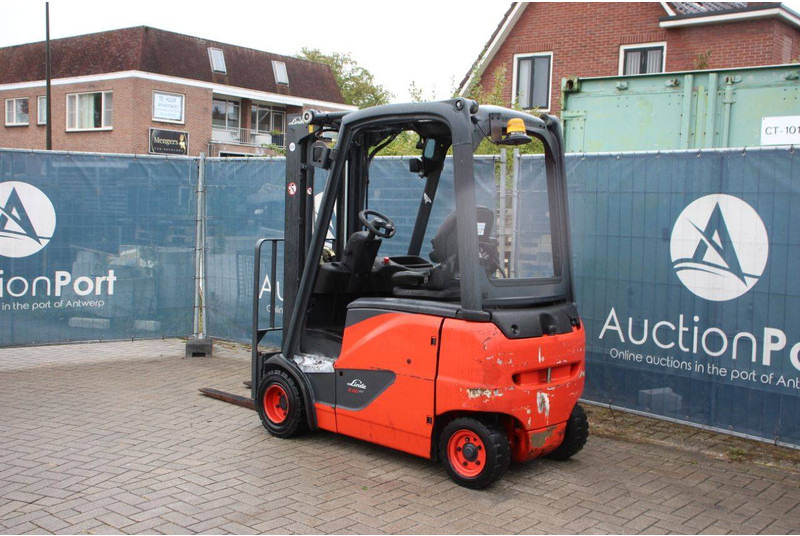 Linde E20PH-02 - Electric forklift: picture 3 Linde E20PH-02 - Electric forklift: picture 3