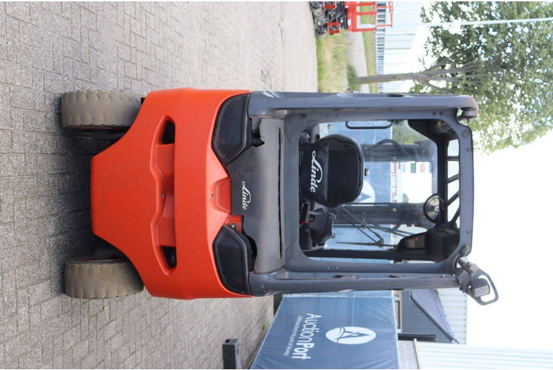 Linde E30HL-01/600 - Electric forklift: picture 5 Linde E30HL-01/600 - Electric forklift: picture 5