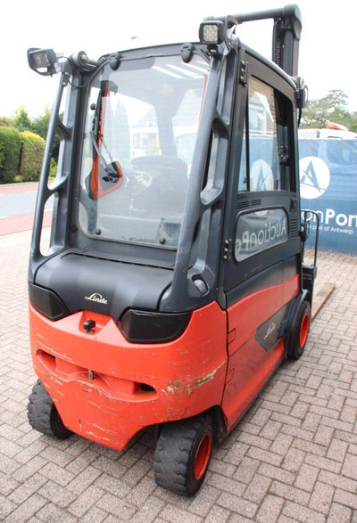Linde E30HL-01/600 - Electric forklift: picture 5 Linde E30HL-01/600 - Electric forklift: picture 5