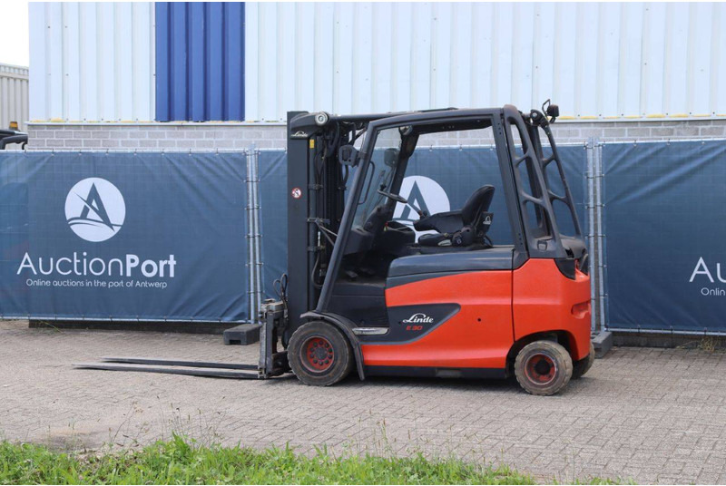 Linde E30HL-01/600 - Electric forklift: picture 3 Linde E30HL-01/600 - Electric forklift: picture 3