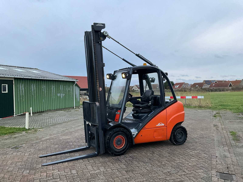 Linde H30 - Diesel forklift: picture 1 Linde H30 - Diesel forklift: picture 1