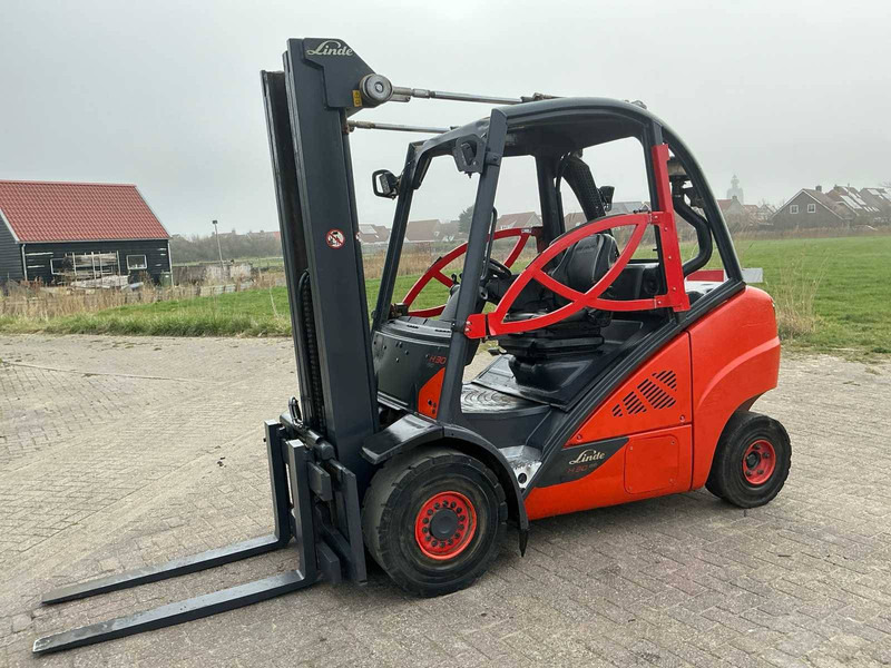 Linde H30D-02 - Diesel forklift: picture 1 Linde H30D-02 - Diesel forklift: picture 1