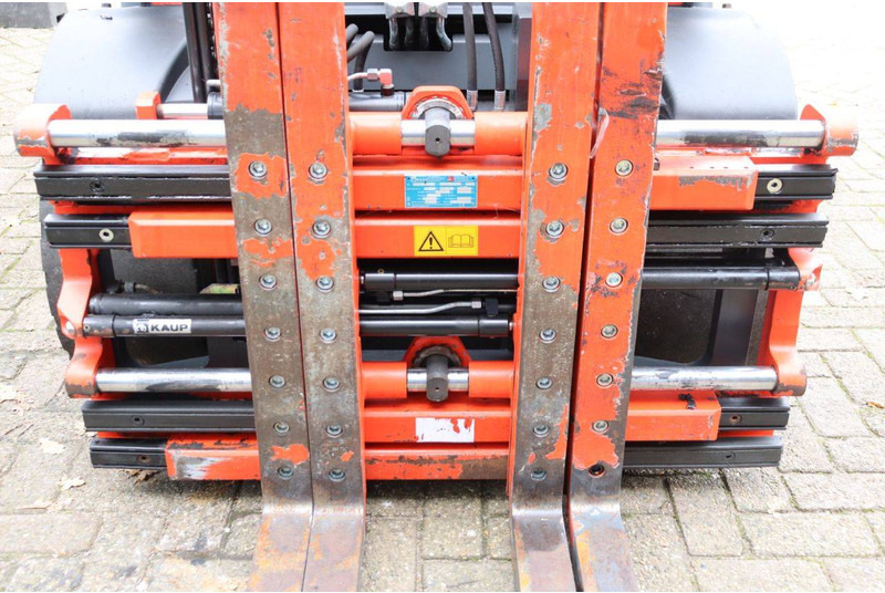 Diesel forklift Linde H35D-02: picture 12