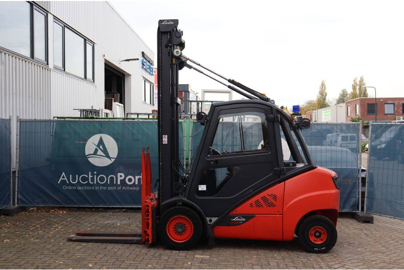 Linde H35D-02 - Diesel forklift: picture 2 Linde H35D-02 - Diesel forklift: picture 2