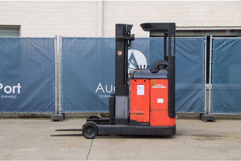 Linde R16 - Reach truck: picture 2 Linde R16 - Reach truck: picture 2