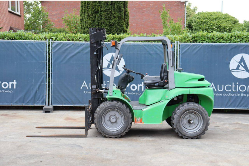 MAST EXPLORER H15D - Rough terrain forklift: picture 2 MAST EXPLORER H15D - Rough terrain forklift: picture 2