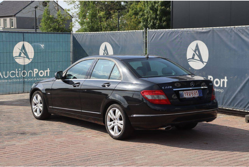 Mercedes-Benz C-Klasse 220 CDI - Sedan: picture 4 Mercedes-Benz C-Klasse 220 CDI - Sedan: picture 4