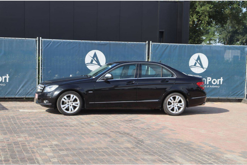 Mercedes-Benz C-Klasse 220 CDI - Sedan: picture 1 Mercedes-Benz C-Klasse 220 CDI - Sedan: picture 1