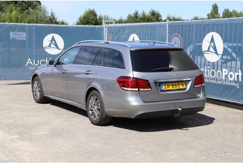 Mercedes-Benz E-Klasse 200 CDI - Car: picture 4 Mercedes-Benz E-Klasse 200 CDI - Car: picture 4