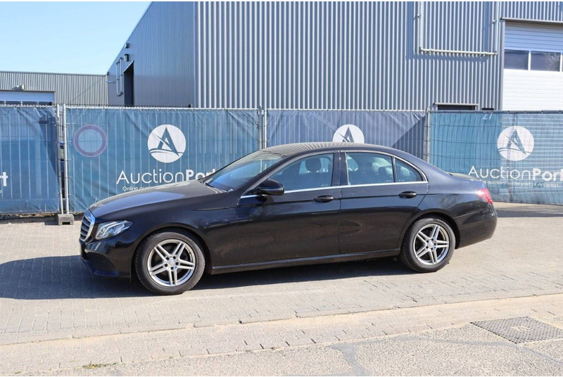 Mercedes-Benz E-Klasse 200 D - Sedan: picture 1 Mercedes-Benz E-Klasse 200 D - Sedan: picture 1