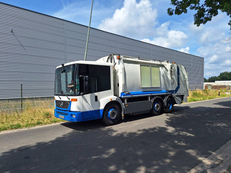 Mercedes-Benz Econic - Cab chassis truck: picture 2 Mercedes-Benz Econic - Cab chassis truck: picture 2