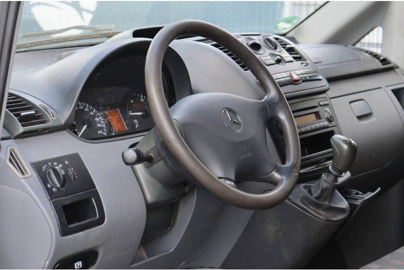 Panel van Mercedes-Benz Vito CDI 109: picture 17