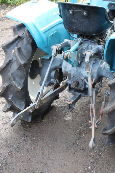 Farm tractor Mitsubishi D2050FD: picture 18