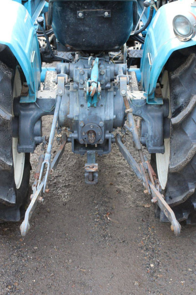 Farm tractor Mitsubishi D2050FD: picture 17