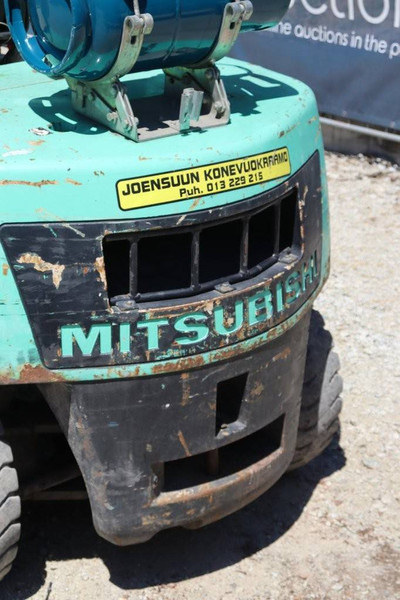 LPG forklift Mitsubishi FG 30 T: picture 15