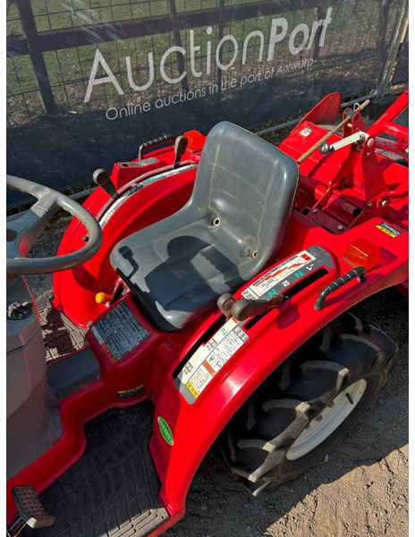Farm tractor Mitsubishi MMT15: picture 16