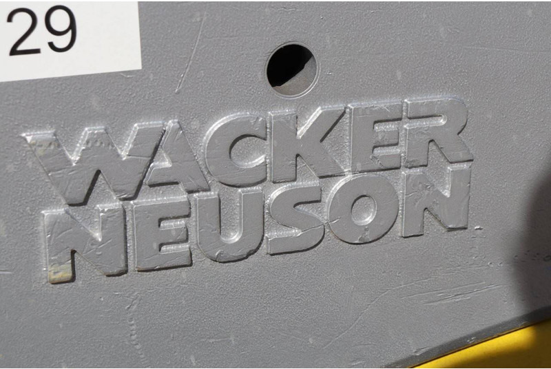 Vibratory plate Neuson DPU6555: picture 14