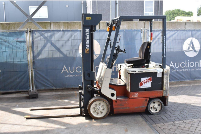 Nissan CWP02L25CU - Electric forklift: picture 1 Nissan CWP02L25CU - Electric forklift: picture 1