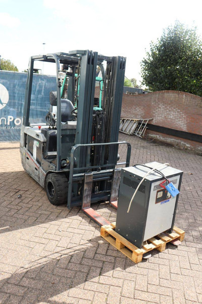 Electric forklift Nissan G1N1L18Q: picture 7
