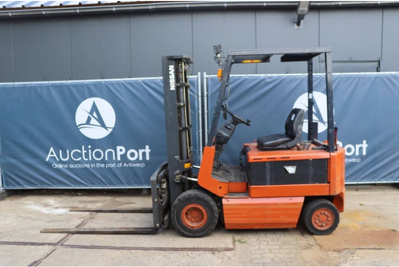 Nissan QP02L20U - Electric forklift: picture 2 Nissan QP02L20U - Electric forklift: picture 2