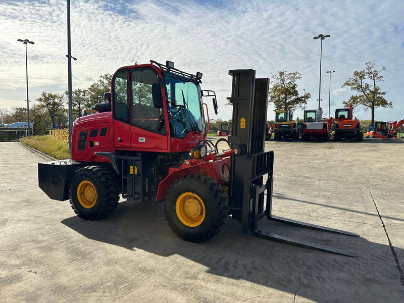 Onbekend RTF-3500 - Rough terrain forklift: picture 3 Onbekend RTF-3500 - Rough terrain forklift: picture 3