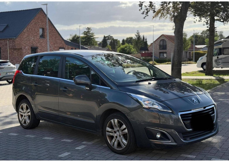 Peugeot 5008 (I - phase 2) 2.0 HDi - Sedan: picture 4 Peugeot 5008 (I - phase 2) 2.0 HDi - Sedan: picture 4